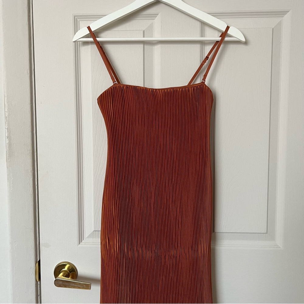 Abercrombie & Fitch Strapless Pleat Release Giselle Midi Dress - Picture 5 of 9